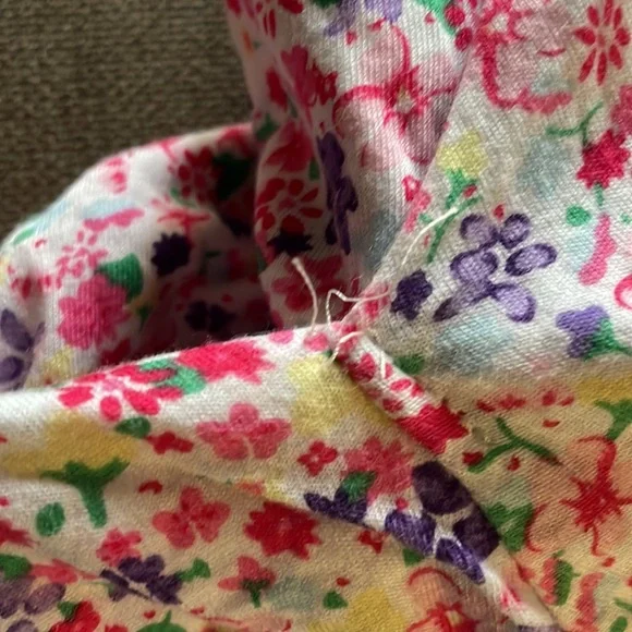 Sleeveless flowery blouse H&M - Picture 10 of 10